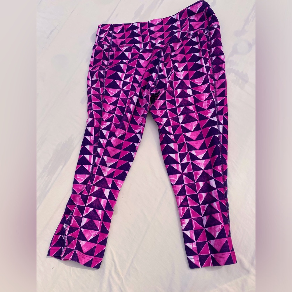 Nike cropped work out tights size large never worn